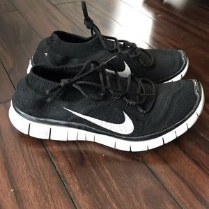 Women’s Nike FlyKnit Free Run